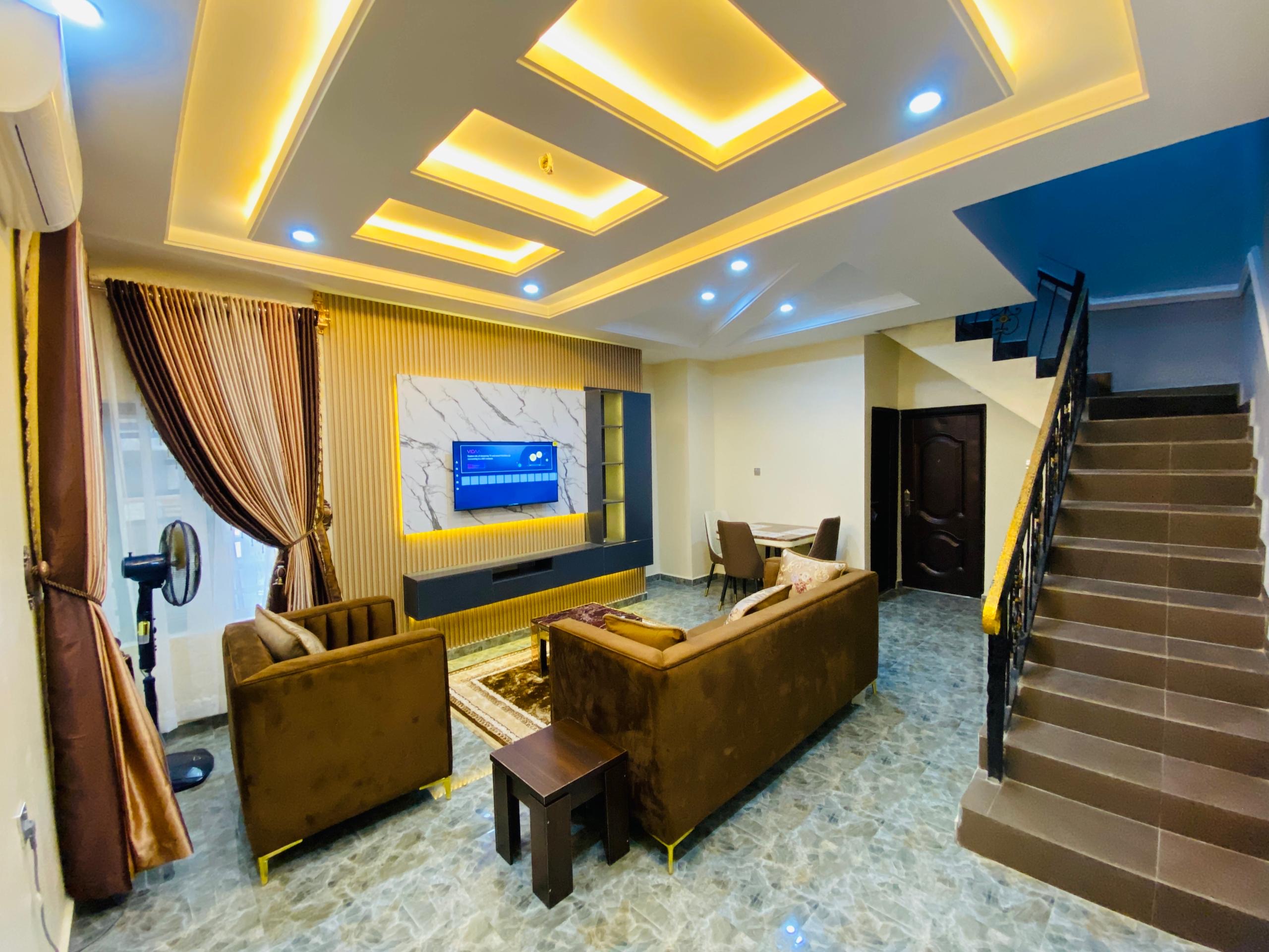 SHORTLETS 03b62eb4 afcc 4f1f 9cc6 5c452f3a3129 2