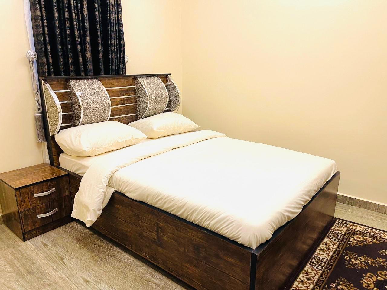 SHORTLETS 7995ef4b f8d1 4347 828e 20220c6959c8 2